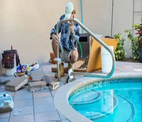swimming pool builders